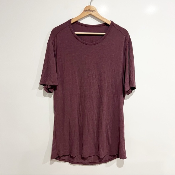 Lululemon 5 Year Basic T Shirt Maroon - Picture 2 of 6